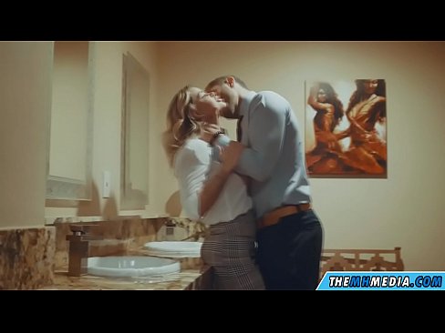 ❤️ כשבלונדינית חזה מפתה אותך בשירותים ציבוריים ❌ פורנו רוסי אצלנו iw.bladesoul.top ❌️❤